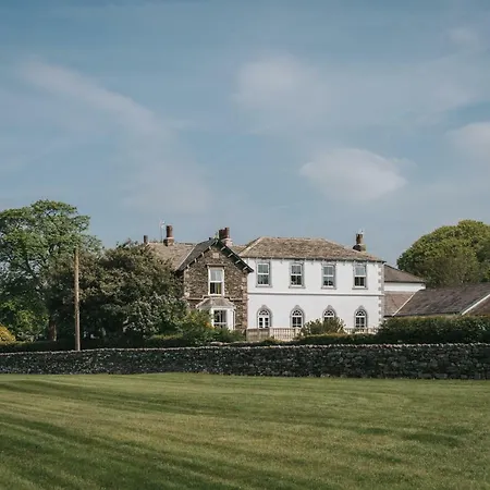 Old Grammar Country House